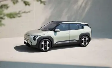Kia EV3 en color verde claro
